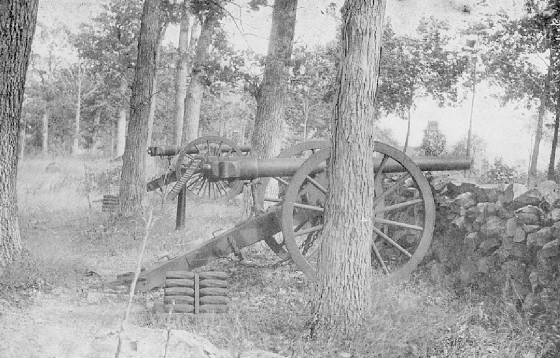 Whitworth breechloading cannons at Gettysburg.jpg