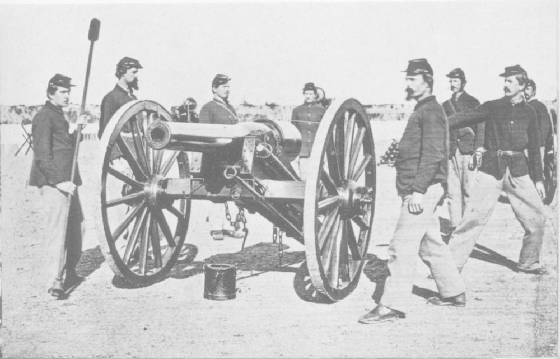 Union Parrott rifle and crew.jpg