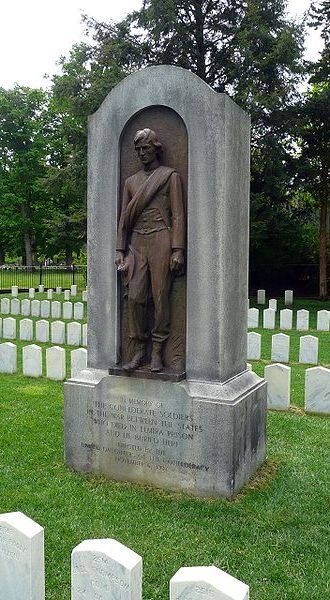 Confederate Prisoner Monument at Elmira.jpg