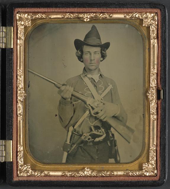 Confederate slant breech sharps carbine.jpg