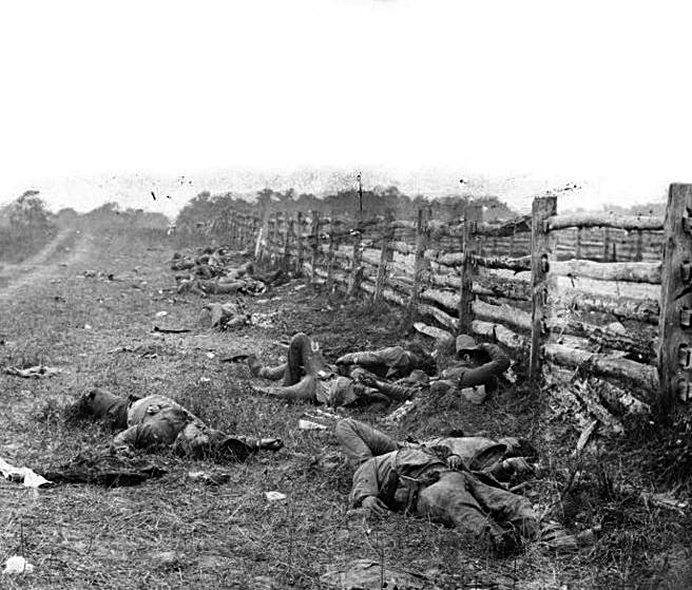 Dead Confederate soldiers.jpg