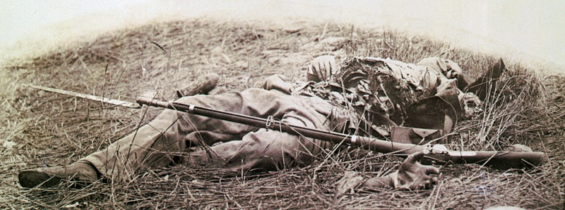 Union soldier killed by shell in Wheatfield.jpg