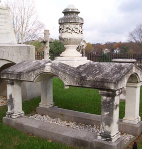 Andrew Johnson, Jr Gravesite.jpg