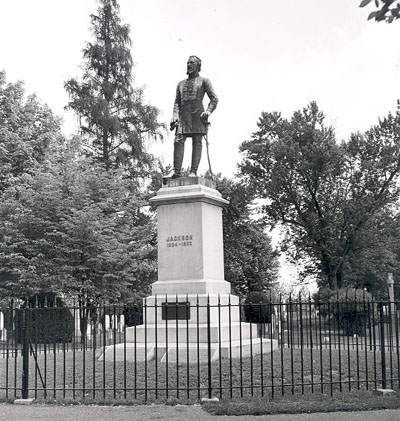 Stonewall Jackson Cemetery and Gravesite.jpg