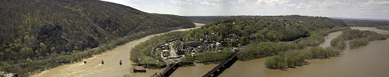 Harpers Ferry panorama.jpg