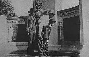 Veterans at the Lincoln Speech Memorial.jpg