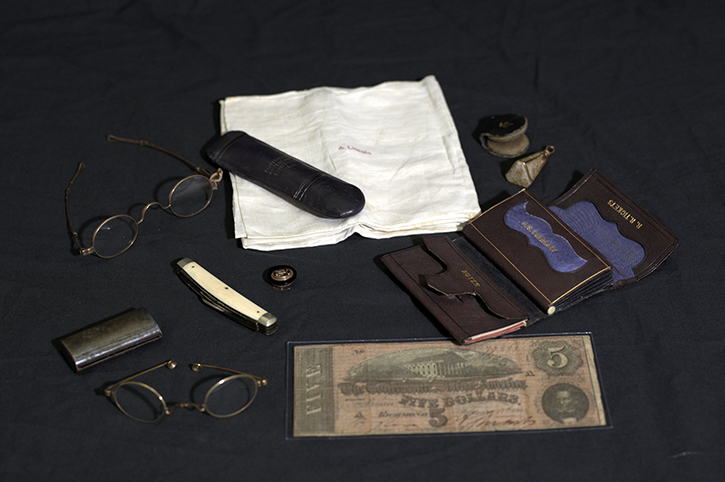 Personal belongings found on Lincoln.jpg