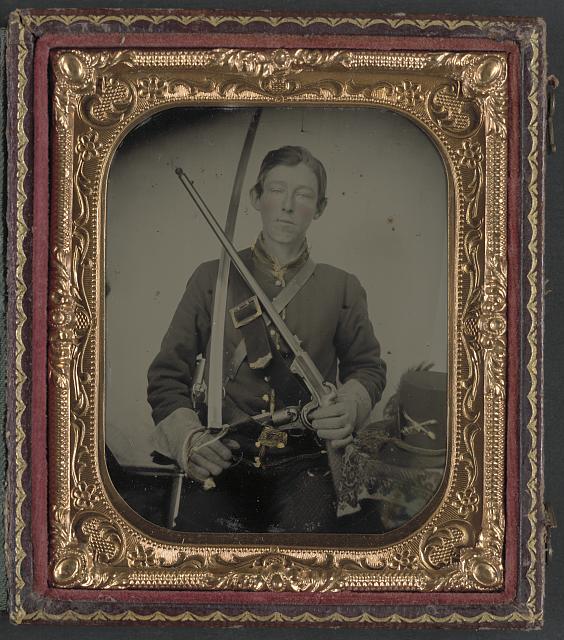 Union Cavalryman with Burnside carbine.jpg